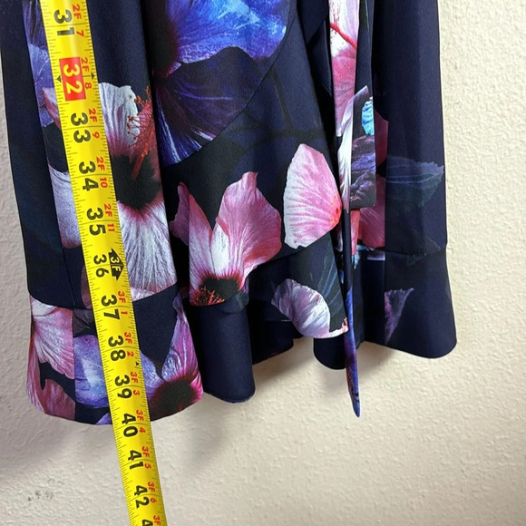 Adrianna Papell Ruffle Hem Dreamy Hibiscus Wrap Dress size 6 - Picture 14 of 16